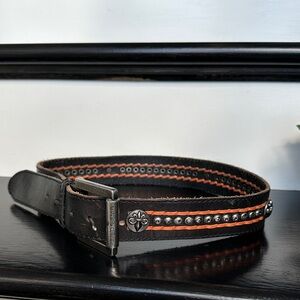 Rock Revival Men’s Genuine Leather Belt Size 32 – studded brown